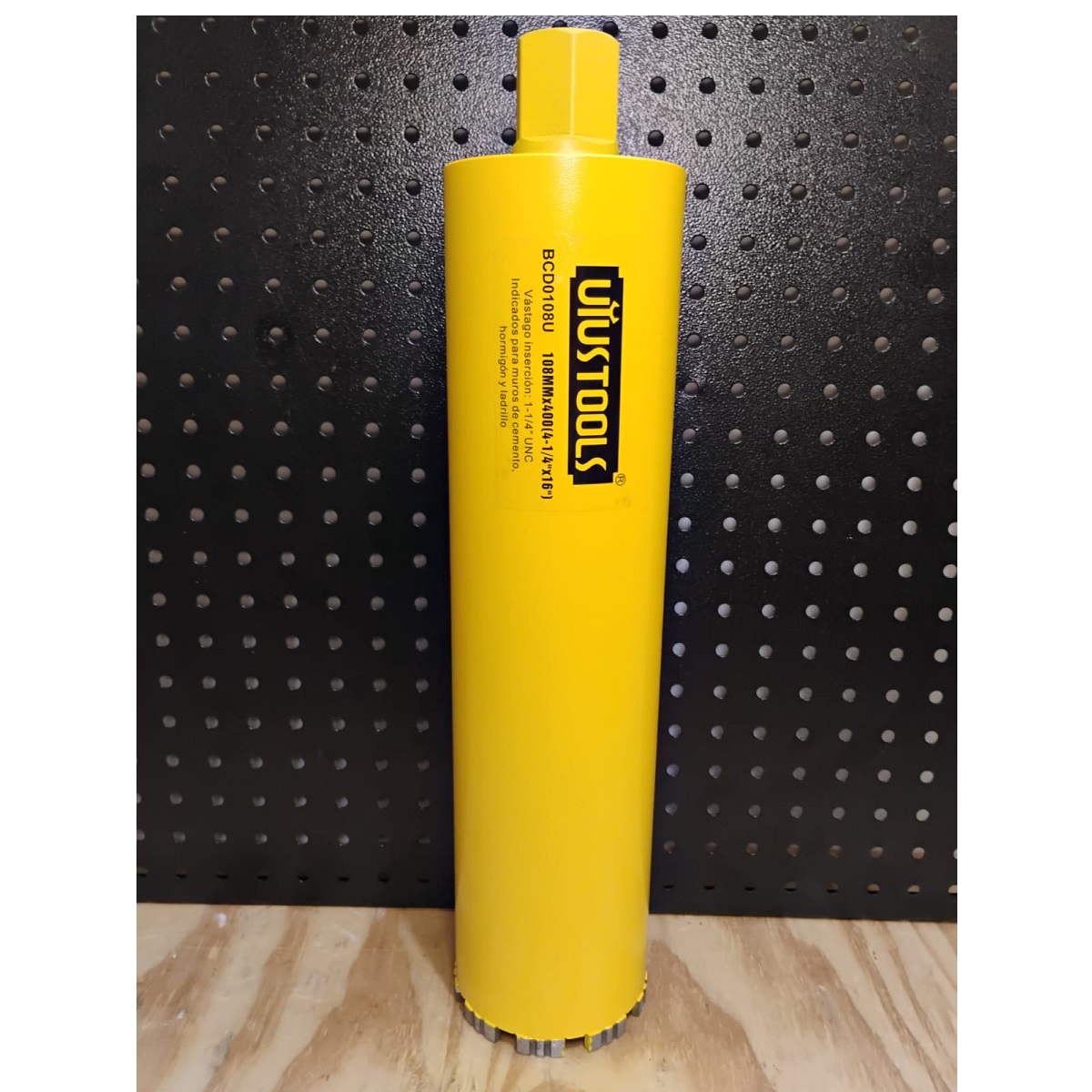 BROCA DIAMANTADA PARA CONCRETO SACA NUCLEOS 4-1/4″ X 16″ UYUSTOOLS - Imagen 2